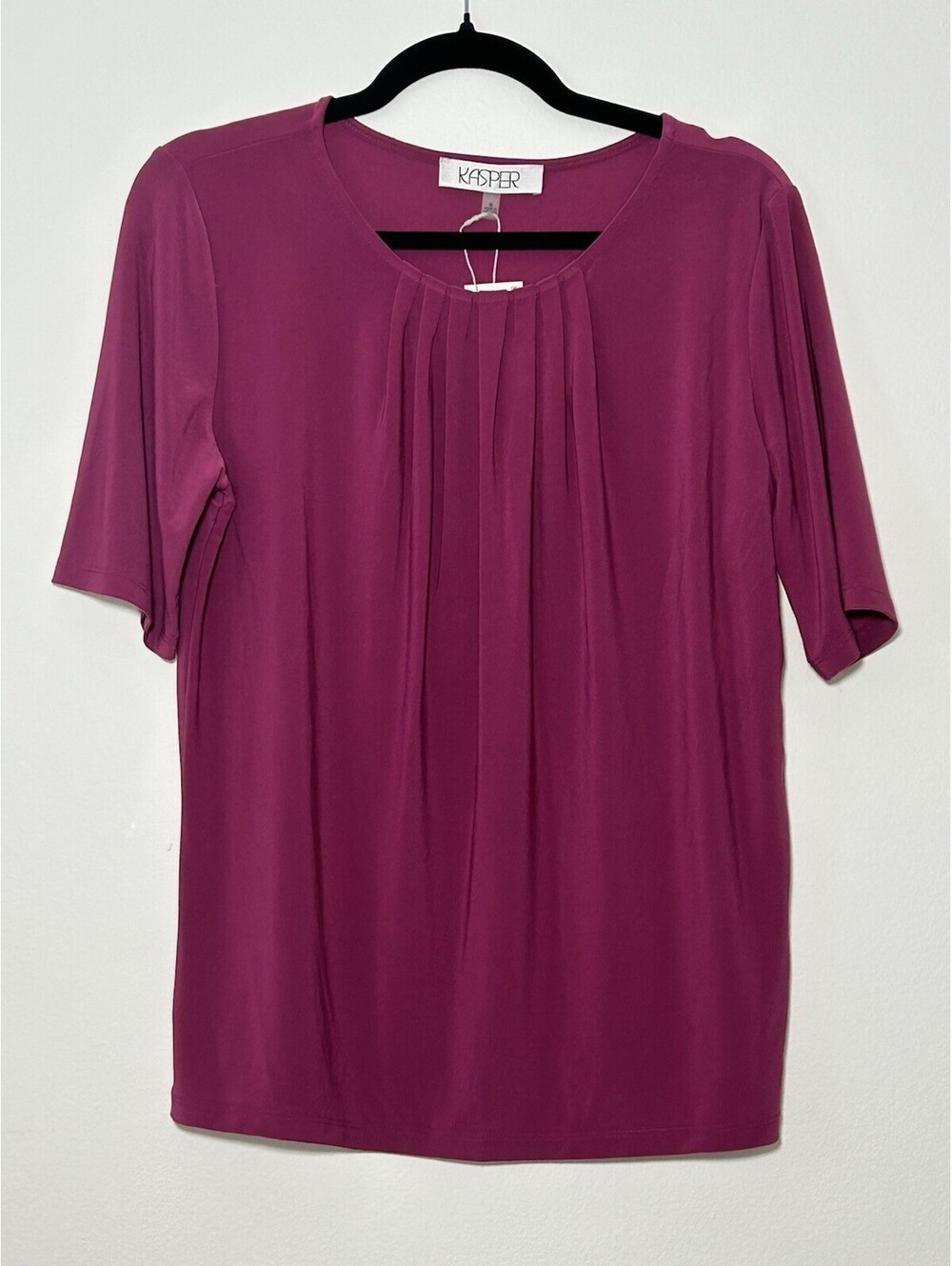 Kasper Size M Solid Pleat-Front Short-Sleeve Blouse